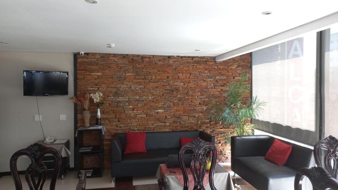 Alcazaba Hotel Johannesburg Bagian luar foto