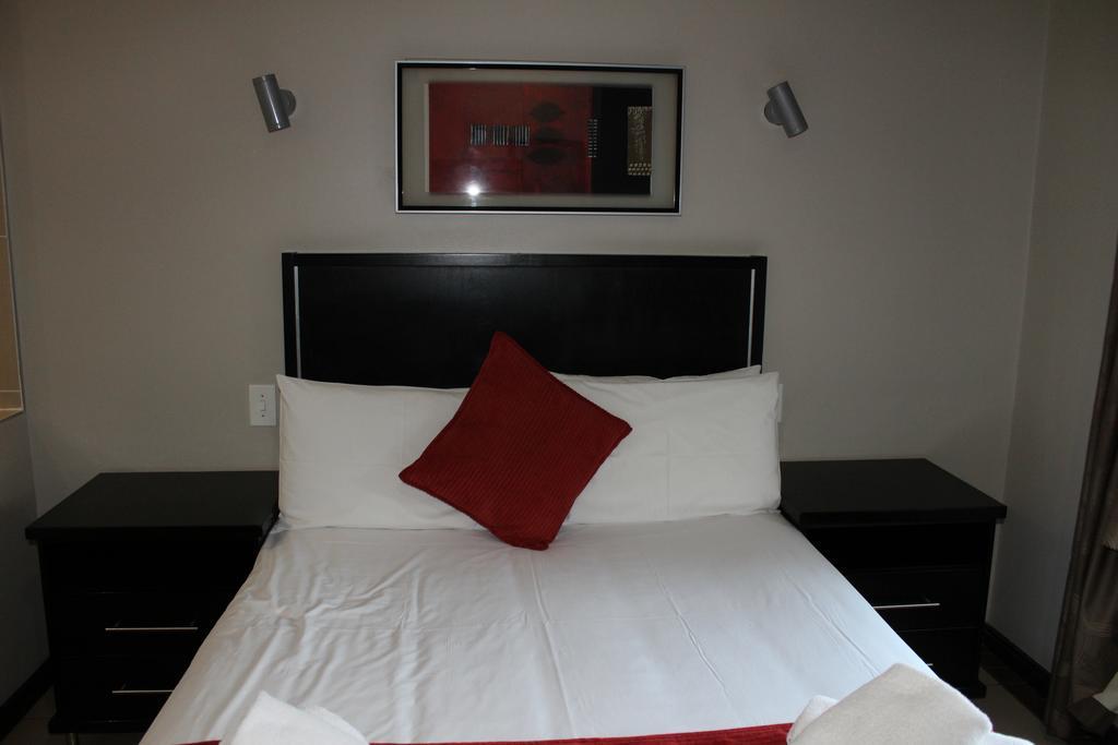 Alcazaba Hotel Johannesburg Bagian luar foto