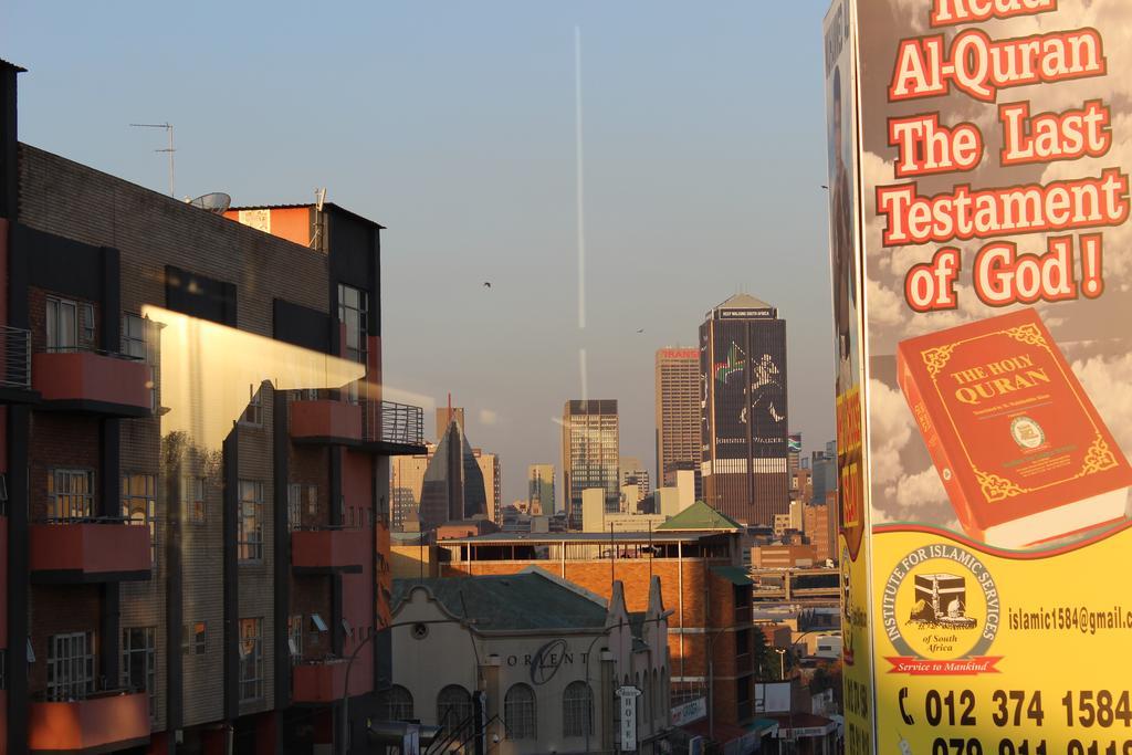 Alcazaba Hotel Johannesburg Bagian luar foto