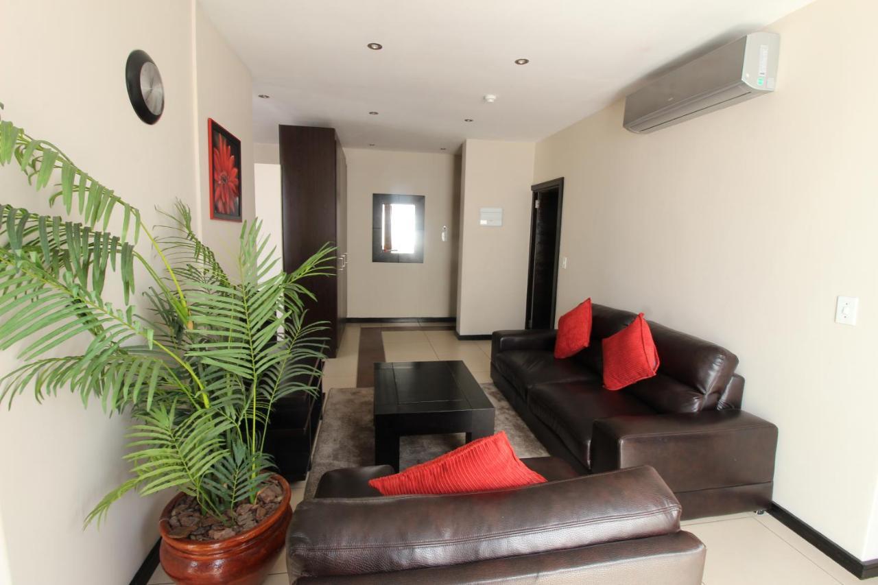 Alcazaba Hotel Johannesburg Bagian luar foto