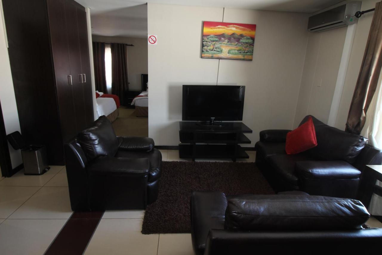 Alcazaba Hotel Johannesburg Bagian luar foto